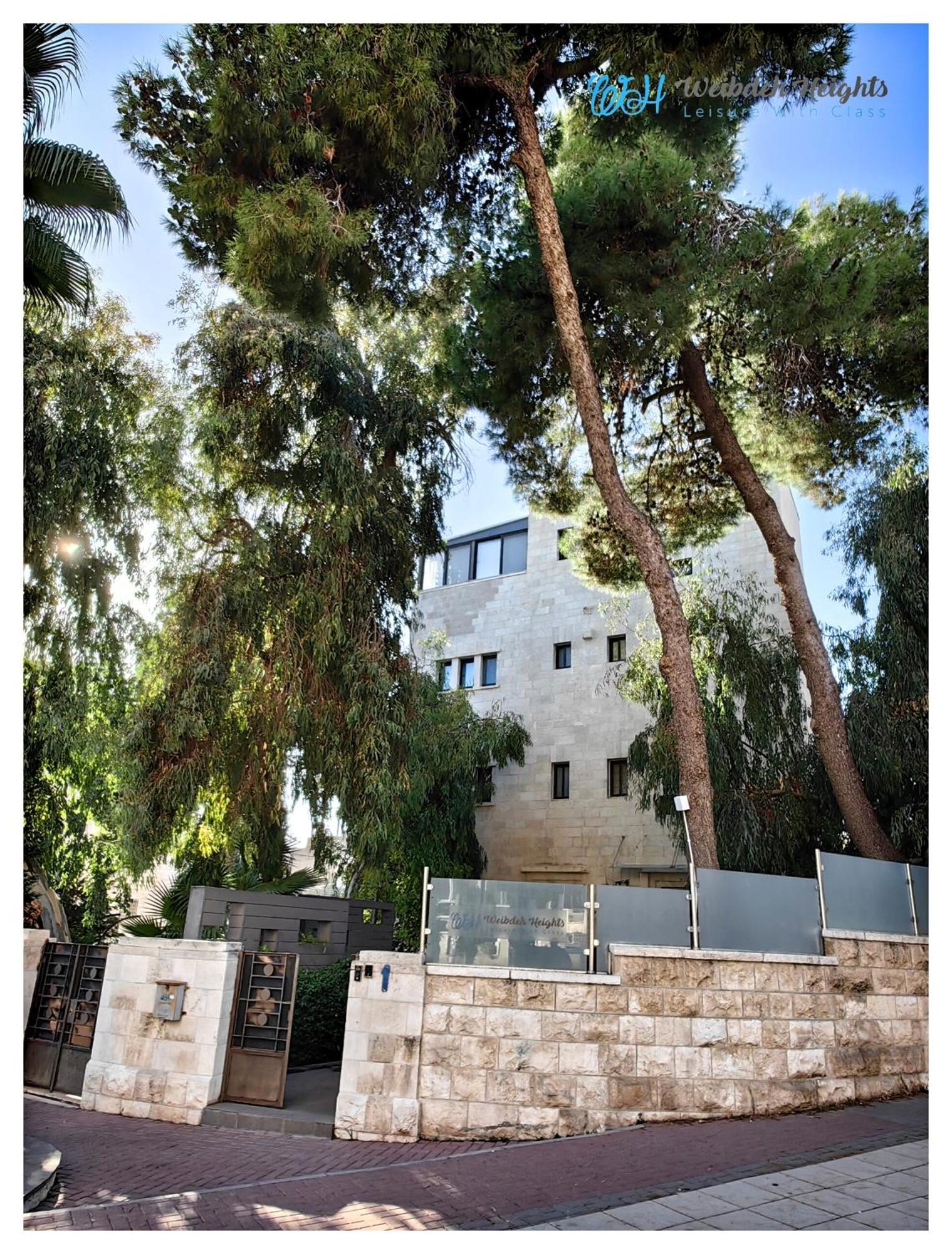 Weibdeh Heights Hotel Suites Amman Buitenkant foto